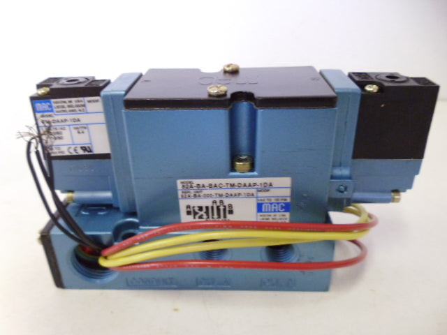 MAC 82A-BA-BAC-TM-DAAP-1DA SOLENOID VALVE *NEW IN BOX*