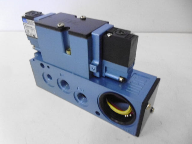 MAC 82A-BA-CKA-TM-DAAP-1DA SOLENOID VALVE *NEW IN BOX*