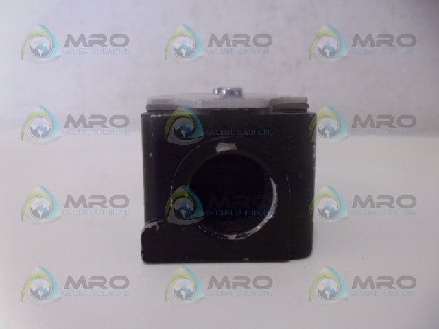 SIEMENS 3SE2 120-1D ROLLER LIMIT SWITCH (AS PICTURED) *NEW NO BOX*