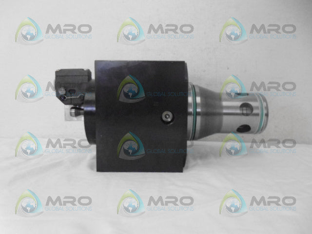 MOOG 715906 VALVE *NEW NO BOX*
