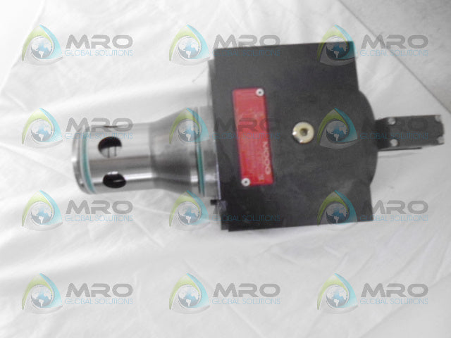 MOOG 715906 VALVE *NEW NO BOX*