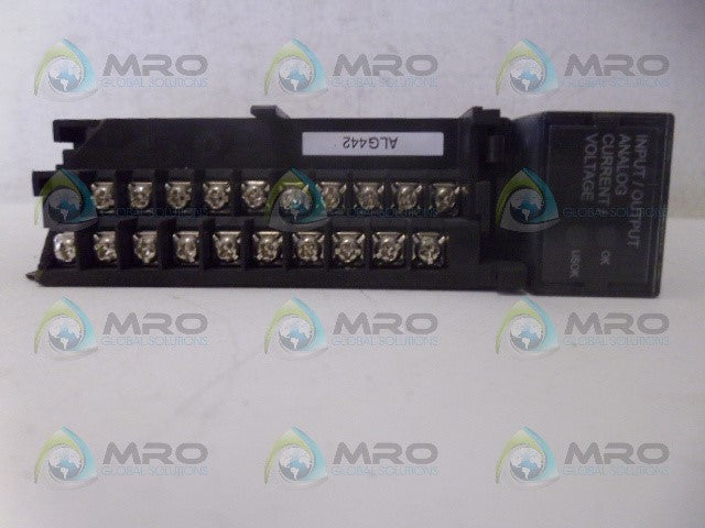 GE FANUC IC693ALG442B I/O MODULE (AS PICTURED) *NEW NO BOX*