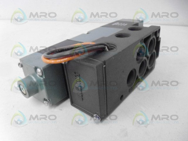 NUMATICS 153SS431K000030 PNEMATIC SOLENOID VALVE *NEW NO BOX*