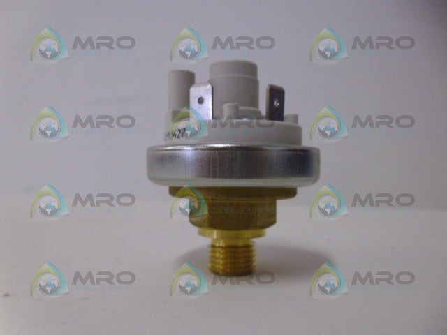 ARGO DG 902-11 VACUUM SWITCH *NEW NO BOX*
