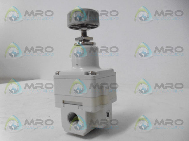 SMC IR2020-N02 PRECISION REGULATOR *NEW NO BOX*