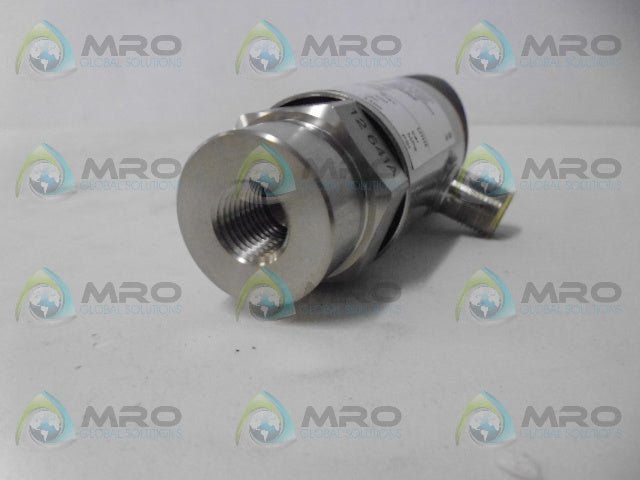 IFM EFECTOR PN5202 PRESSURE SWITCH *NEW IN BOX*