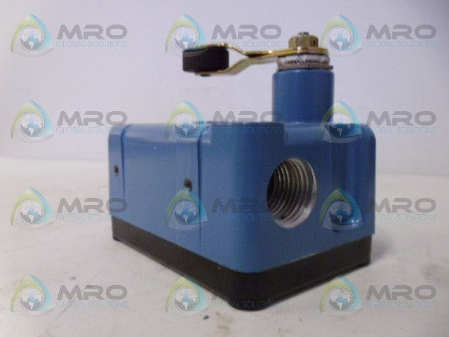 MICROSWITCH EX-AR LIMIT SWITCH *NEW IN BOX*