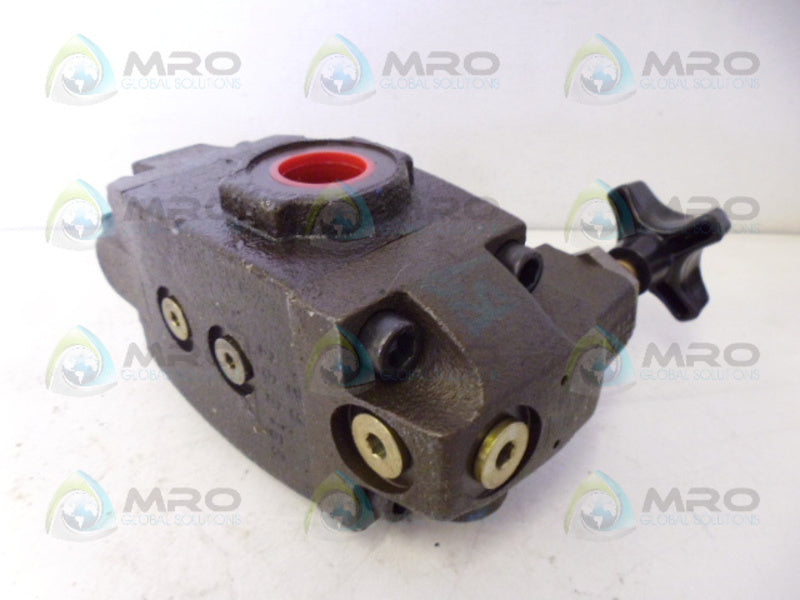 VICKERS XS061F30 REDUCING VALVE *NEW NO BOX*