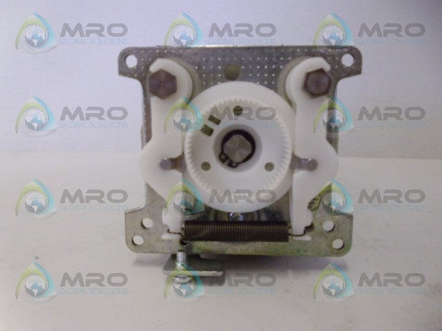 SENETT VV64.1/CR3064 JOYSTICK CONTROLLER *USED*