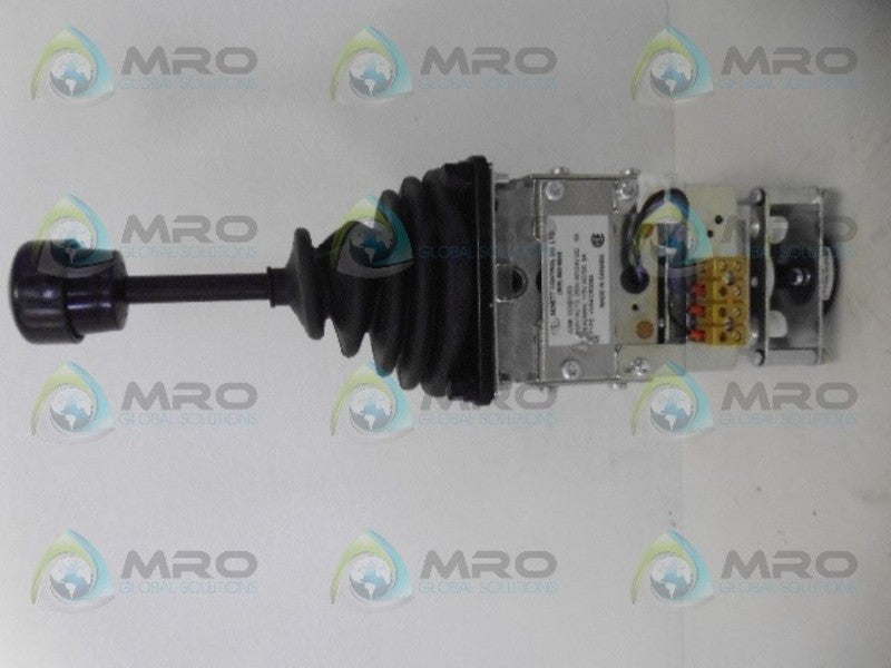 SENETT VV64/CR3063 JOYSTICK CONTROLLER *NEW NO BOX*