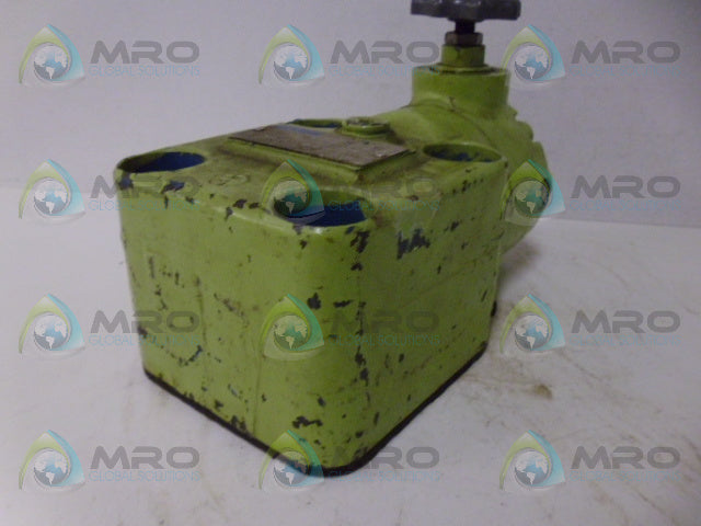 VICKERS ECG5-10FV-OC-MU-H7-20TG VALVE *USED*