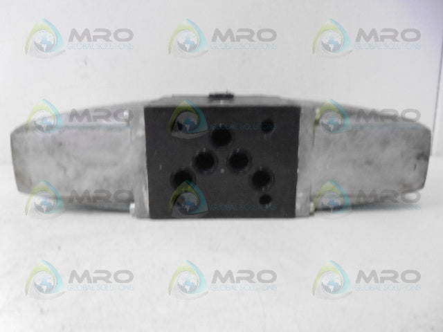VICKERS PBDG4S4L-012N-51 DIRECTIONAL PILOT VALVE *NEW NO BOX*