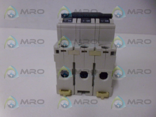 MERLIN GERIN C60H C10 CIRCUIT BREAKER 3P 10A *NEW NO BOX*