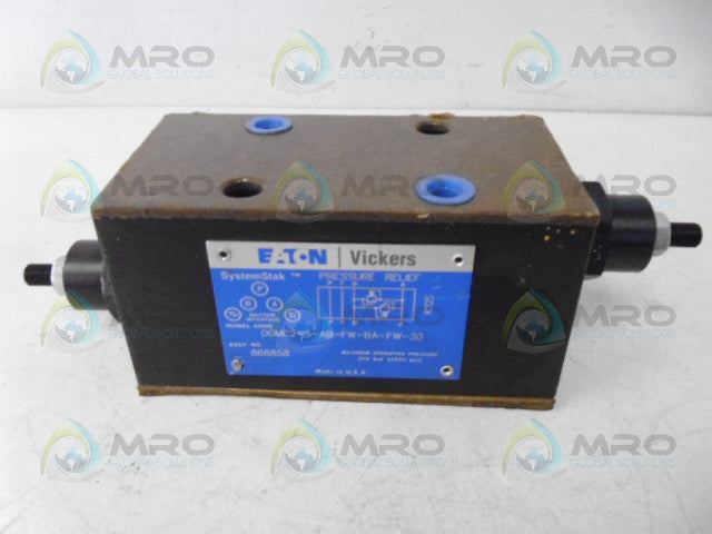 VICKERS DGMC2-5-AB-FW-BA-FW-30 PRESSURE RELIEF VALVE *NEW NO BOX*
