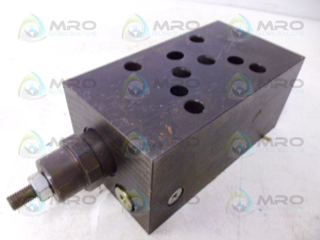VICKERS DGMX2-5-PP-FW-S-30 PRESSURE VALVE *USED*