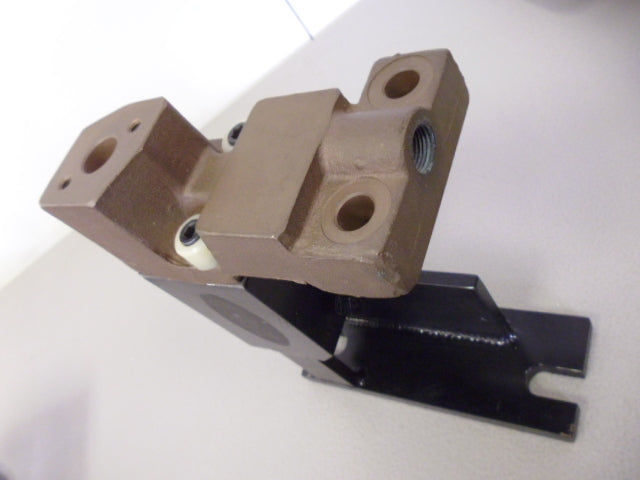 GM 05-5124 FSD-27136-L *NEW NO BOX*