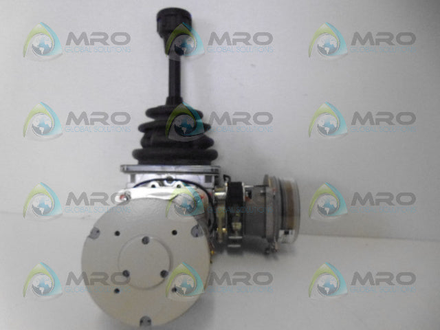 SPOHN & BURKHARDT KVNS011FN18AK VR CRANE JOYSTICK *USED*