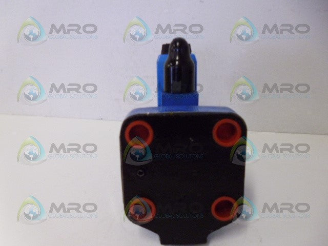 VICKERS CG5V-8FW-DMU-H7-11 HYDRAULIC VALVE *NEW NO BOX*