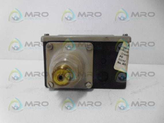 DANFOSS 17-5295 PRESSURE SWITCH *NEW NO BOX*