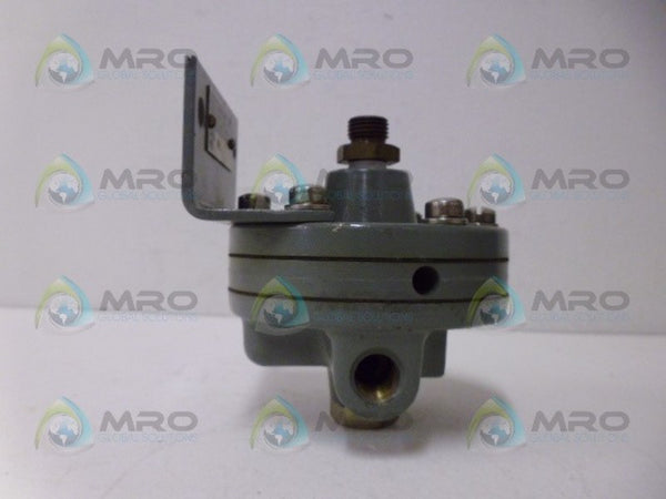 MOORE 61L BOOSTER RELAY UNMP