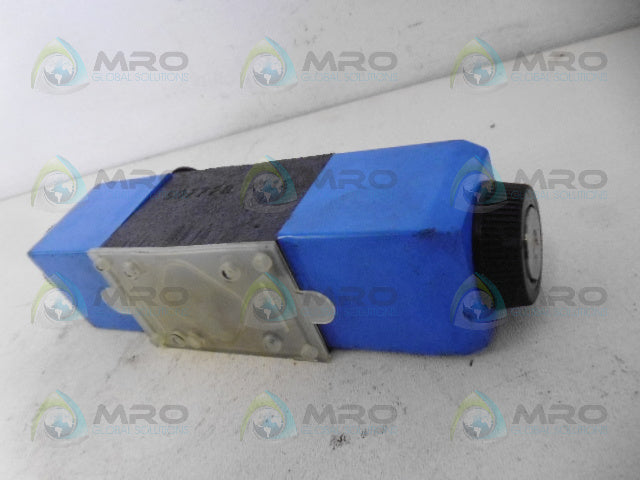 VICKERS DG4V-3-33C-M-U-B6-60 DIRECTIONAL VALVE *NEW NO BOX*