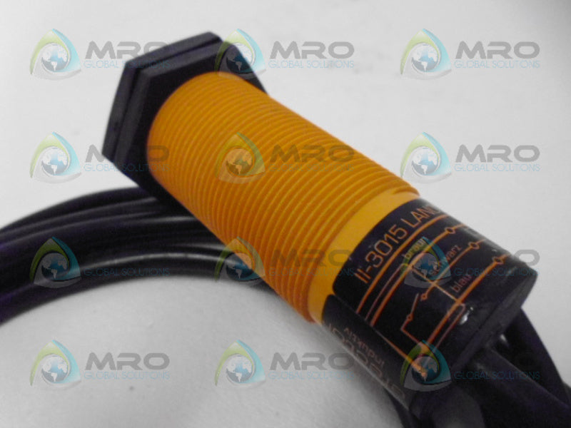 IFM EFECTOR II-3015 LANOG INDUCTIVE PROXIMITY SENSOR *USED*