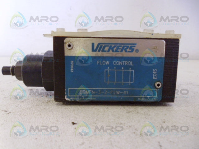 VICKERS DGMFN-3-Z-P2W-41 FLOW CONTROL VALVE *NEW NO BOX*