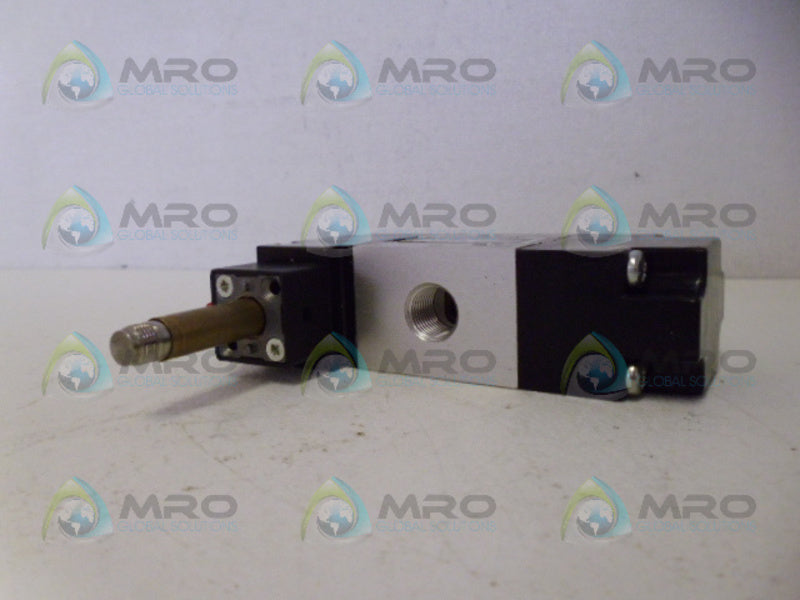 PARKER 8L302-102 SOLENOID/SPRING VALVE *NEW NO BOX*