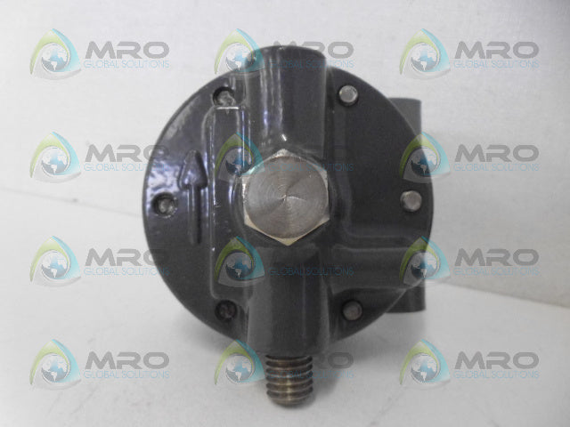 MOORE 61F M330930 NA BOOSTER RELAY *NEW NO BOX*