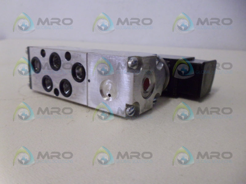 VERSA KSG-4312-K30-6K-HC-3-D048 4-WAY VALVE *NEW IN BOX*