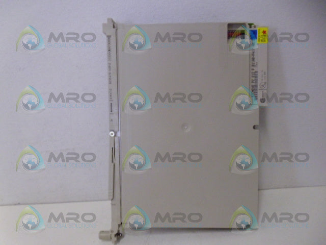 SIEMENS SIMATIC S5  6ES5470-4UB12 OUTPUT MODULE *NEW IN BOX*