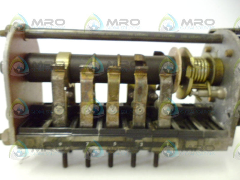 ALLIS-CHALMERS TYPE 210 14-178-017-503 CONTROL SWITCH (AS PICTURED) *USED*