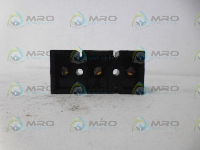 GENERAL ELECTRIC CR2960SY139C3B TERMINAL BLOCK *USED*