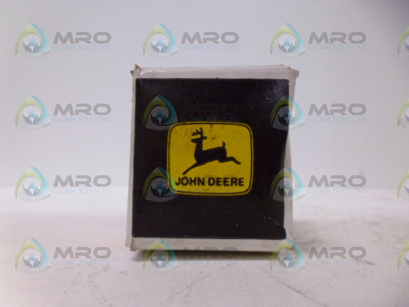 JOHN DEERE AT135758 BULB *NEW IN BOX*