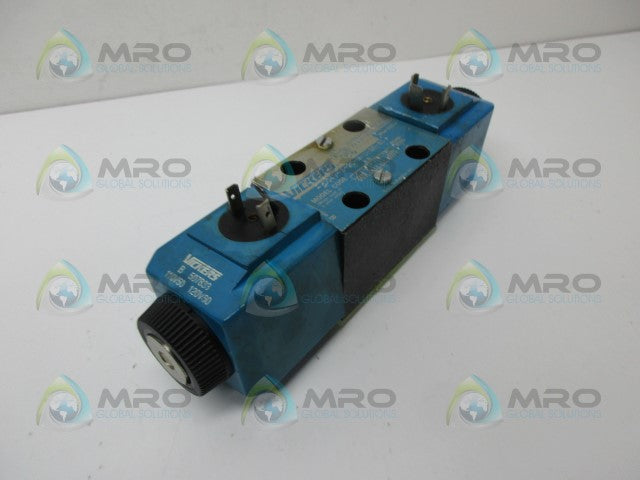 VICKERS DG4V-3-2C-M-U-B6-60 SOLENOID VALVE *USED*