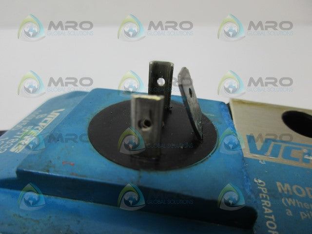 VICKERS DG4V-3-2C-M-U-B6-60 SOLENOID VALVE *USED*