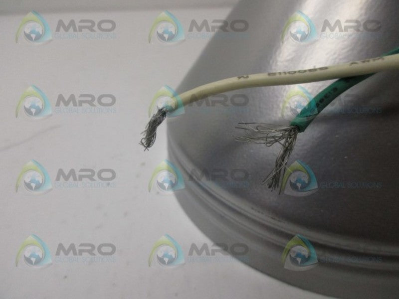 THOMAS & BETTS WH-90 LAMPHOLDER *NEW NO BOX*