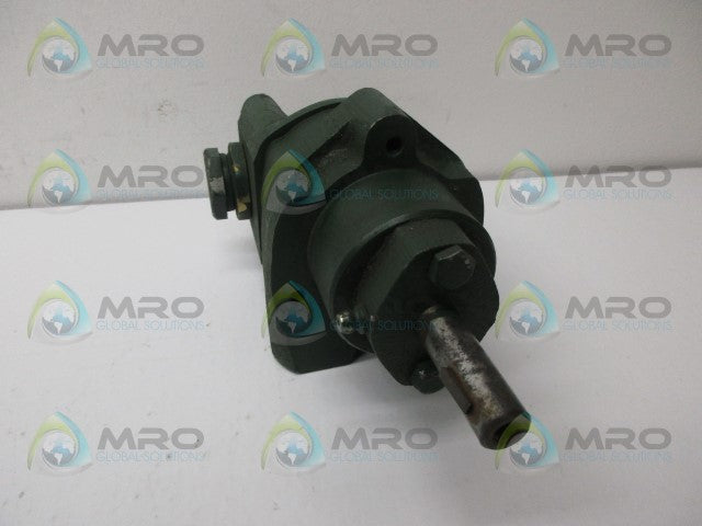 ROPER 18AM02 GEAR PUMP *NEW NO BOX*