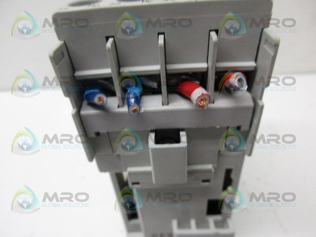 ALLEN BRADLEY 700-CF310Z*A CONTACTOR *USED*