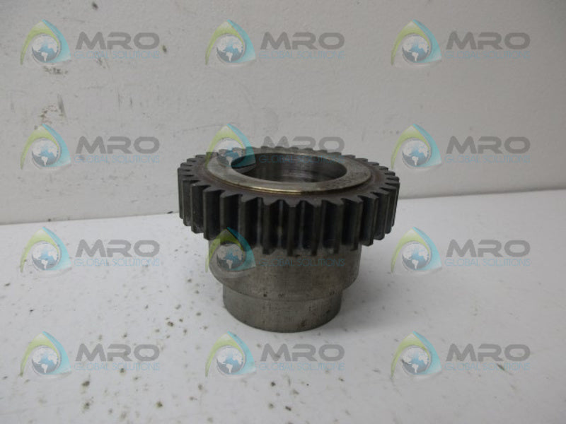 INDUSTRIAL MRO G955400 COUPLING *USED*