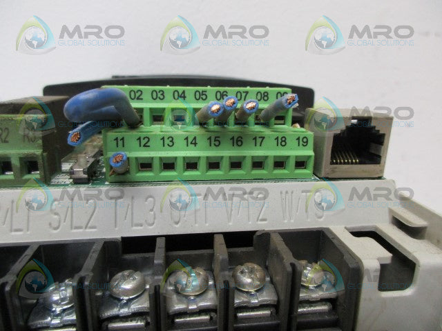 ALLEN BRADLEY 22B-E3P0N104 F/W 6.01 SER.A  POWERFLEX AC DRIVE *USED*