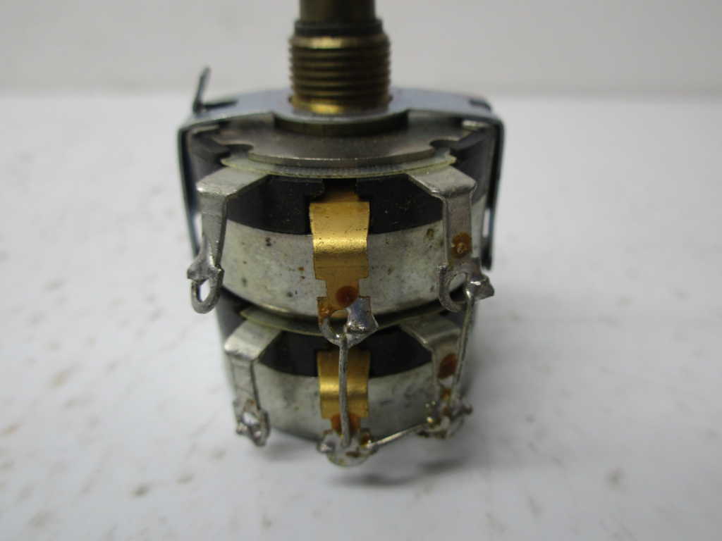 CLAROSTAT DNS-40-061 POTENTIOMETER *USED*
