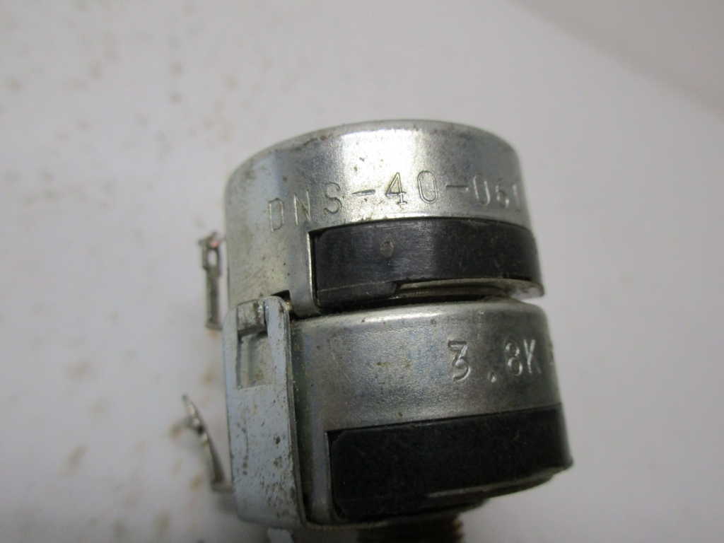CLAROSTAT DNS-40-061 POTENTIOMETER *USED*