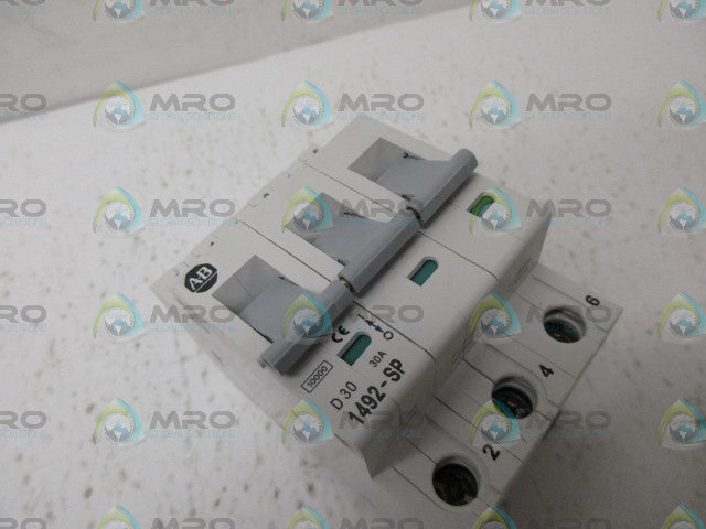 ALLEN BRADLEY 1492-SP3D300 SER C MINIATURE CIRCUIT BREAKER *NEW IN BOX*