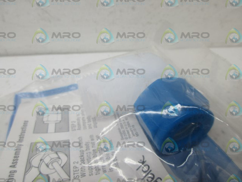 SWAGELOK PFA-820-2-8 TUBE FITTING MALE ELBOW *NEW IN FACTORY BAG*