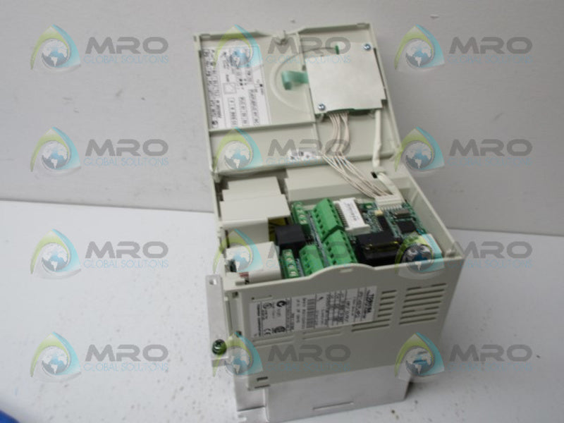 TOSHIBA VFS11-4007PL-WP(2) TRANSISTER INVERTER *NEW NO BOX*