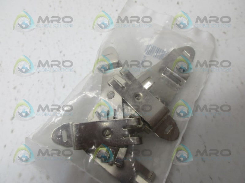 INDUSTRIAL MRO 286-4250 MOUNTING FOOT *NEW IN FACTORY BAG*