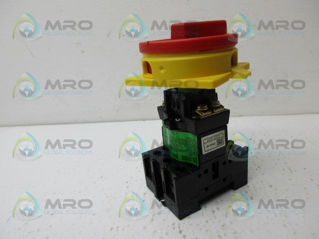 MOELLER P1-32 CIRCUIT INTERRUPTER DISCONNECT SWITCH *NEW IN BOX*