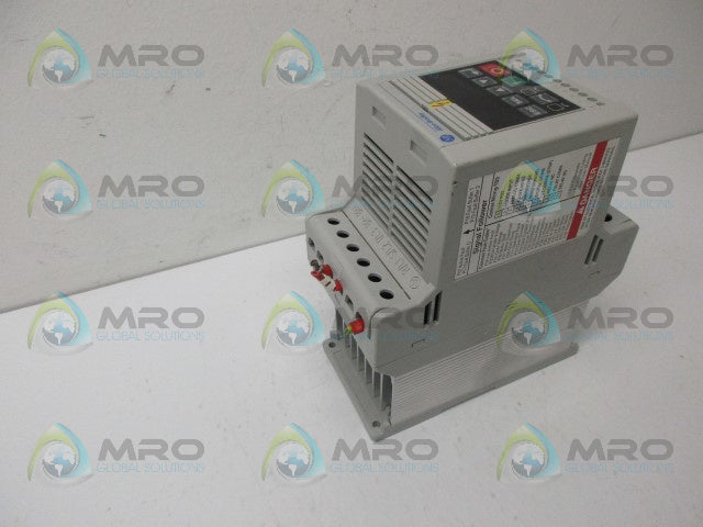 ALLEN BRADLEY 160S-AA02NSF1 SER.C FRN.7.06 AC DRIVE *USED*