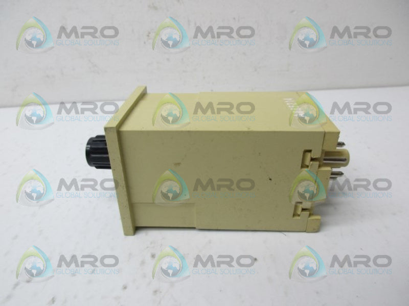 INDUSTRIAL MRO A886214 RELAY *NEW NO BOX*